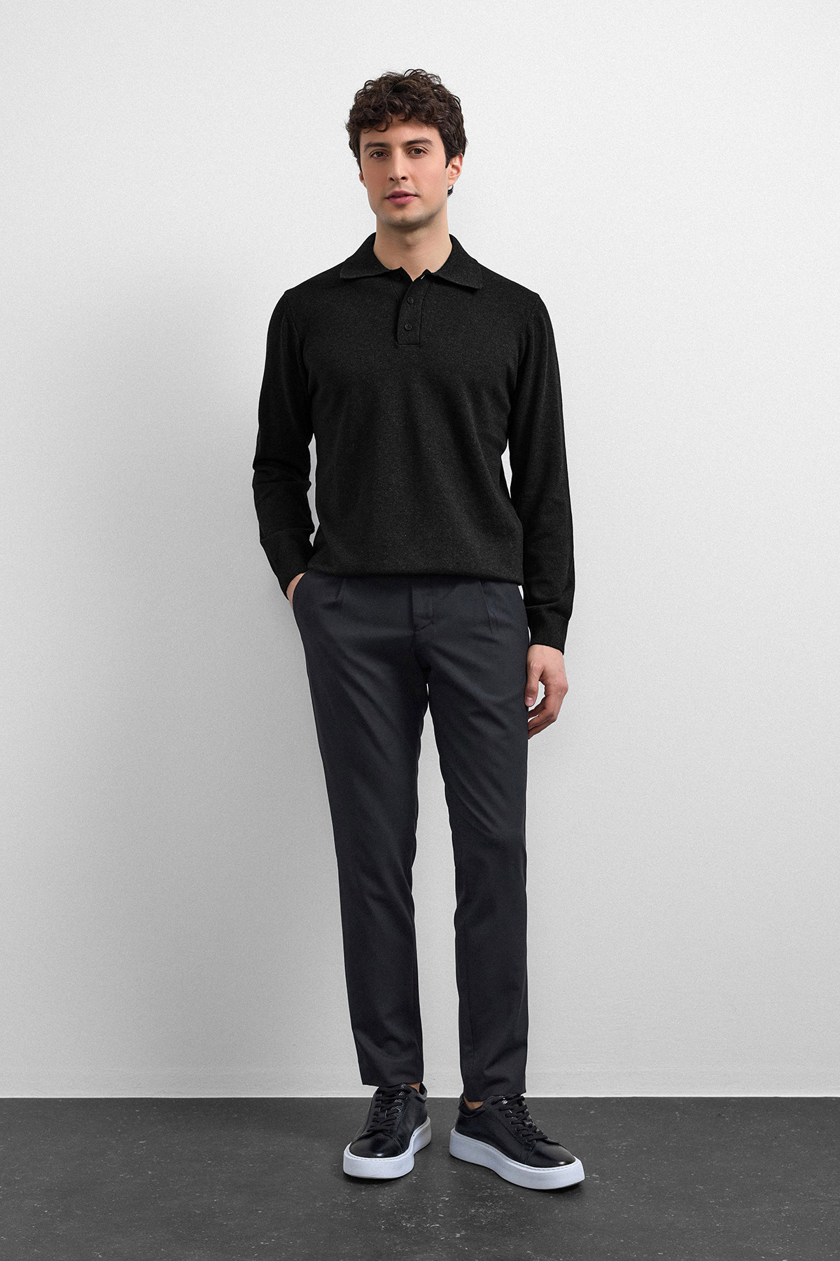 Siyah Relaxed Fit Polo Yaka Triko Kazak