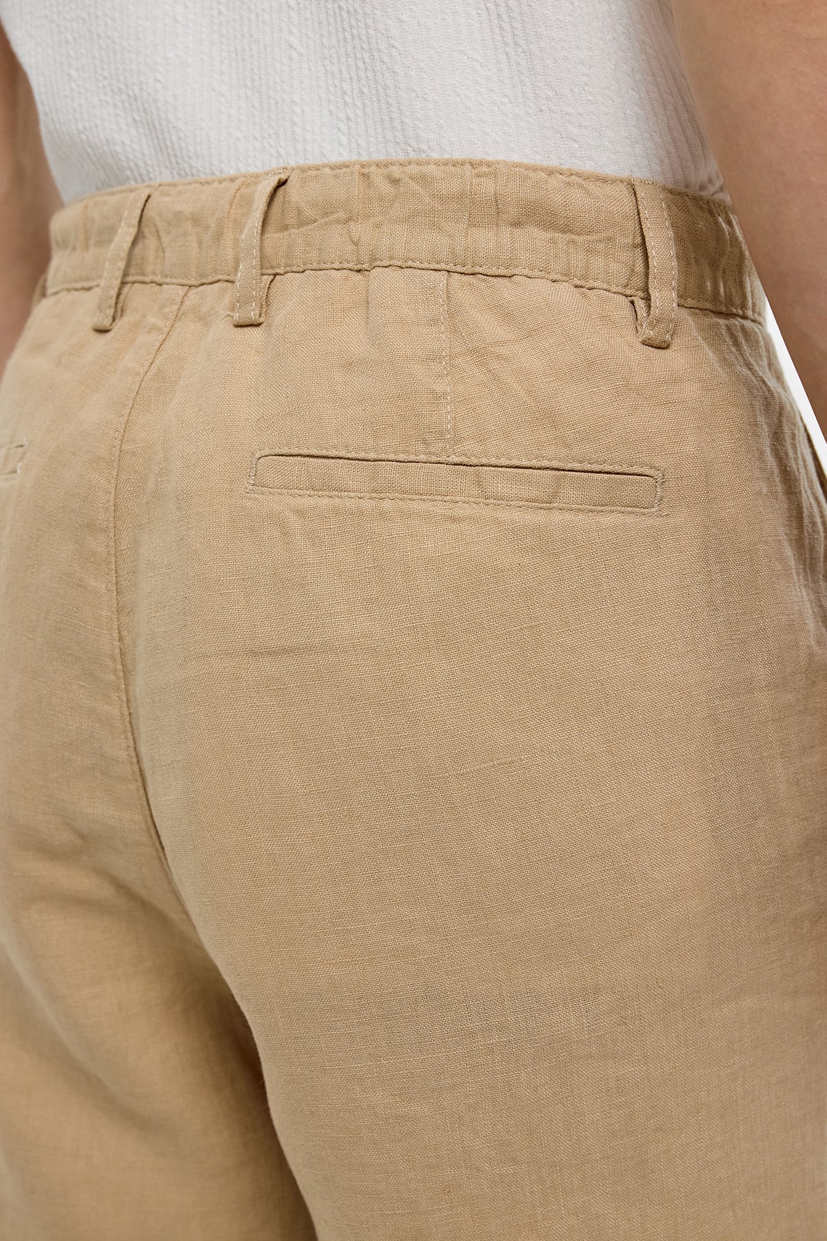 Bej Regular Fit Şort