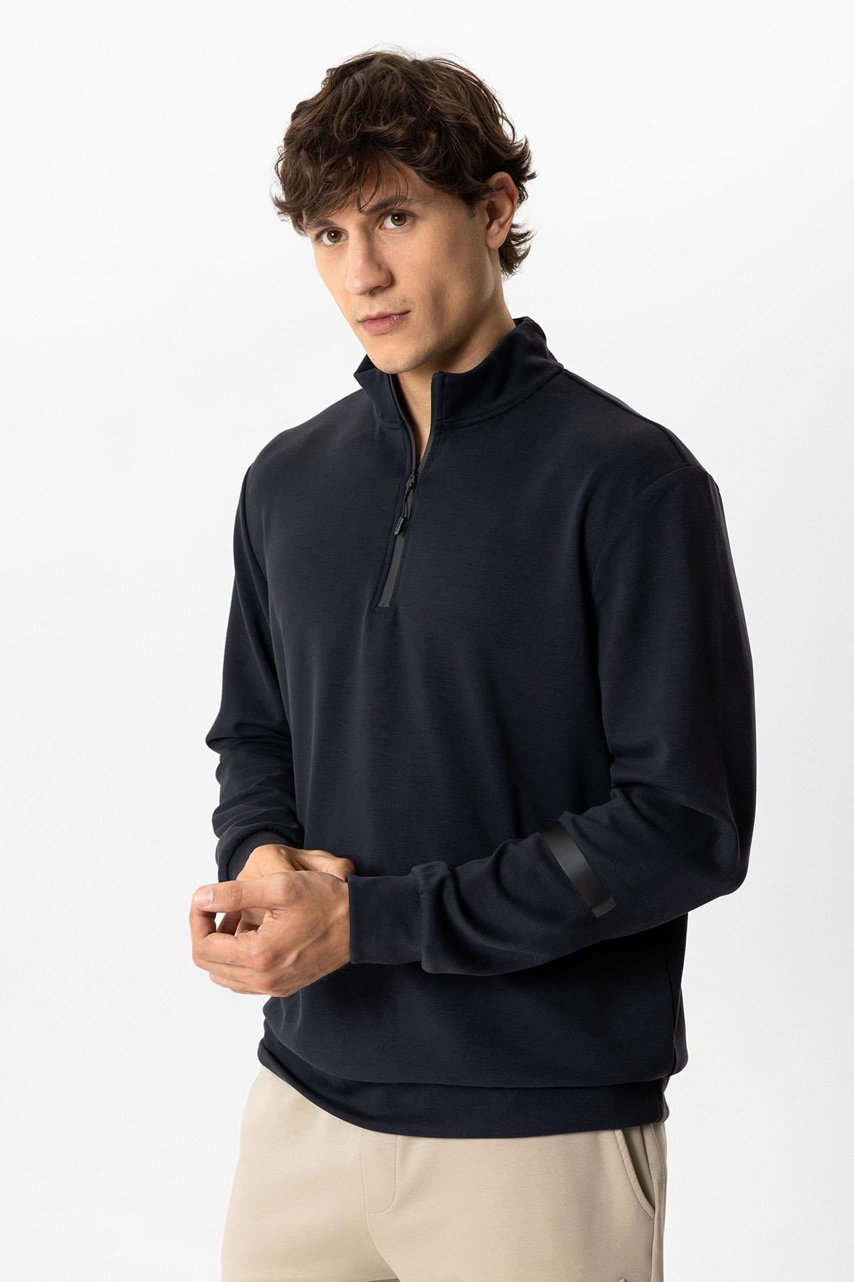 Antrasit Regular Fit Dik Yaka Yarım Fermuarlı Sweatshirt