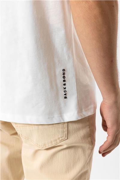 Beyaz Regular Fit Bisiklet Yaka Baskılı Tişört