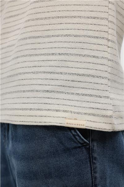 Ekru Regular Fit Bisiklet Yaka Çizgili Tişört