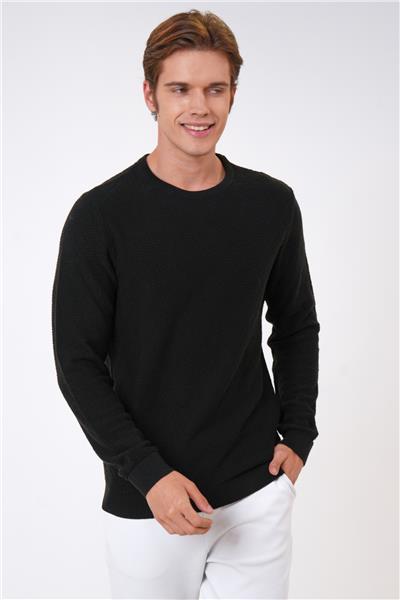 Siyah Regular Fit Pamuklu Jakarlı Bisiklet Yaka Triko Kazak