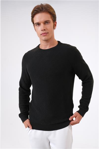 Siyah Regular Fit Pamuklu Jakarlı Bisiklet Yaka Triko Kazak