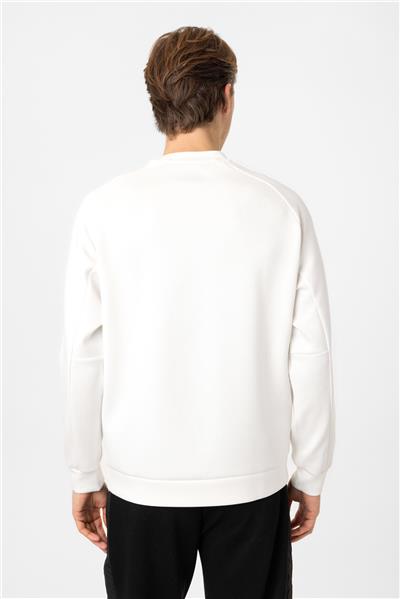 Beyaz Regular Fit Pamuklu Bisiklet Yaka Kanguru Sweatshirt
