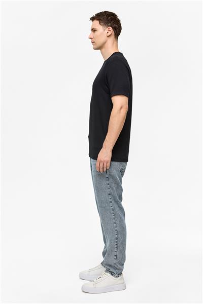 Siyah Regular Fit Bisiklet Yaka Tişört