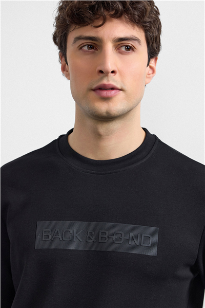 Siyah Bisiklet Yaka Regular Fit Sweatshirt