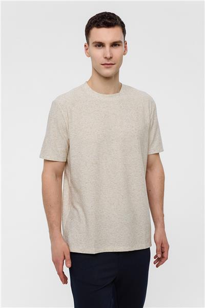 Ekru Regular Fit Bisiklet Yaka Tişört