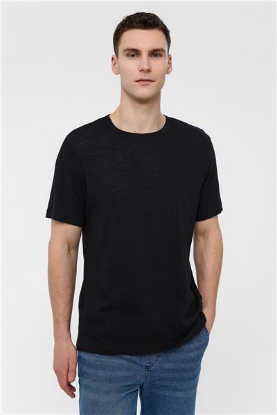 Siyah Bisiklet Yaka Regular Fit Tişört