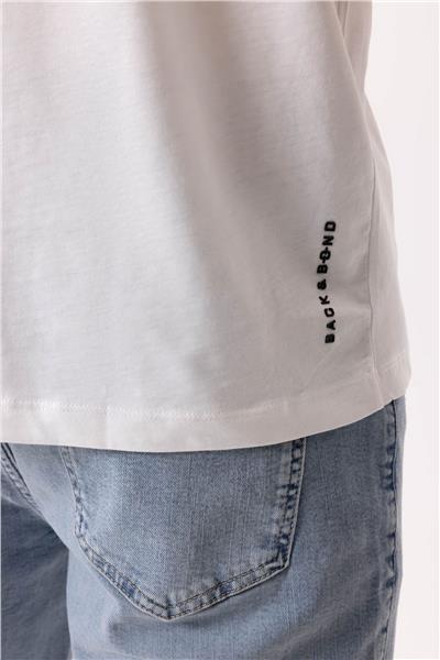 Beyaz Regular Fit Bisiklet Yaka %100 Pamuk Baskılı Tişört