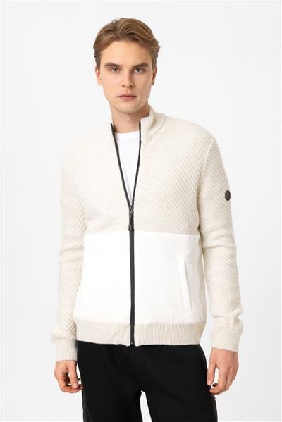 Ekru Regular Fit Desenli Yumuşak Dokulu Fermuarlı Hırka