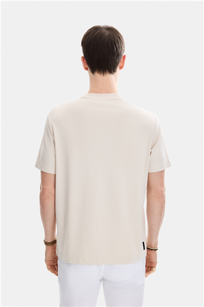 Ekru Regular Fit Örme Bisiklet Yaka Tişört