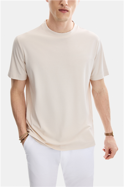Ekru Regular Fit Örme Bisiklet Yaka Tişört