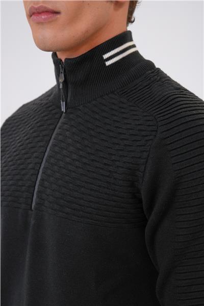 Siyah Regular Fit Desenli Dik Yaka Yarım Fermuarlı Triko Kazak