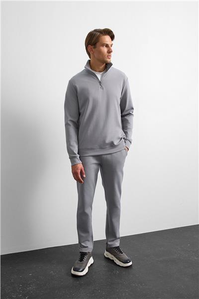 Gri Regular Fit Yarım Fermuarlı Sweatshirt