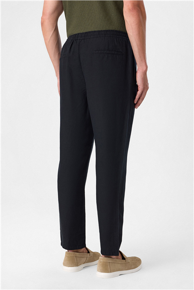 Beli Lastikli Rahat Kalıp Siyah Jogger Pantolon