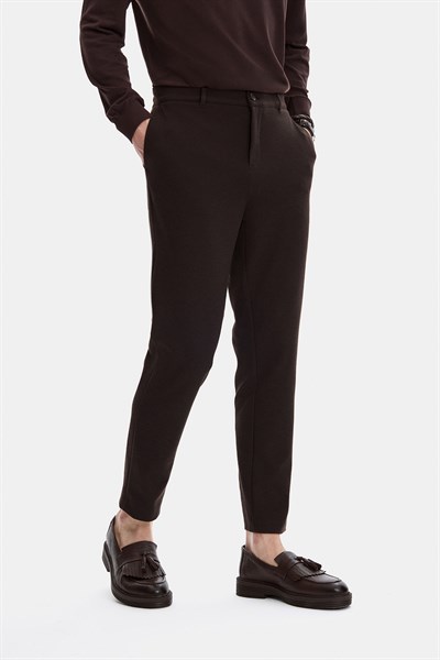 Kahve Regular Fit Diagonel Jakarlı Örme Pantolon