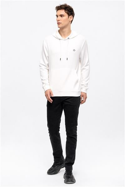 Beyaz Regular Fit Kapüşonlu Kanguru Cepli Sweatshirt