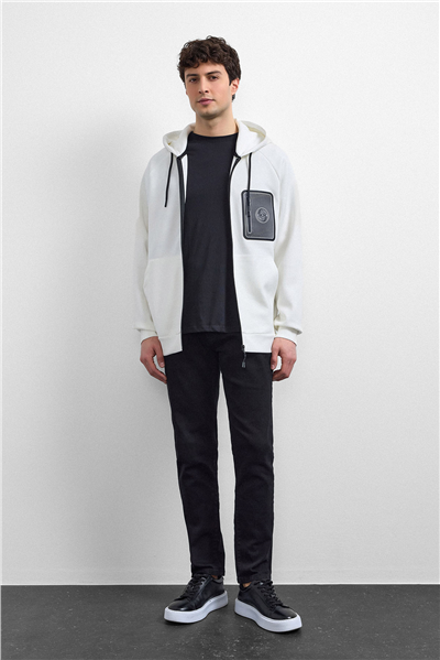 Beyaz Kapüşonlu Regular Fit Sweatshirt