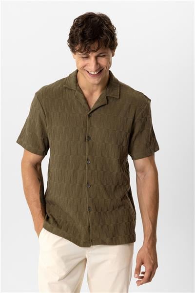 Haki Regular Fit Küba Yaka Örme Kısa Kollu Gömlek