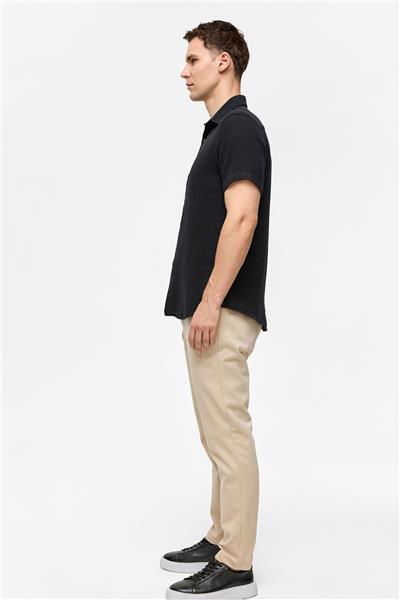 Siyah Regular Fit Kısa Kollu Düz Gömlek