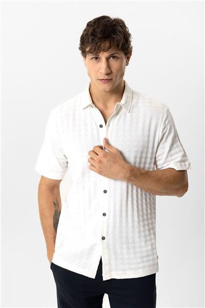 Beyaz Regular Fit Desenli Kısa Kollu %100 Pamuk Gömlek