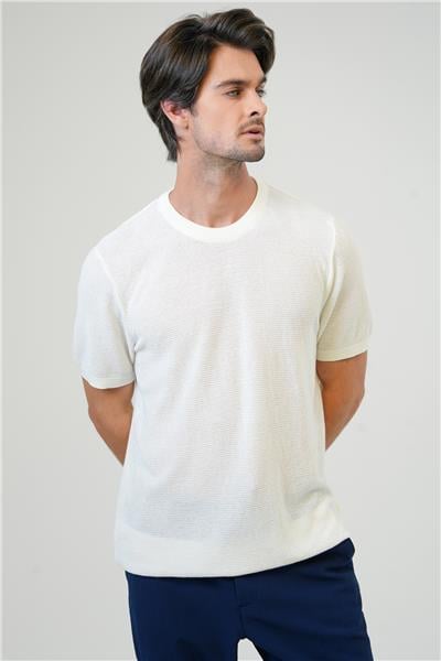 Beyaz Regular Fit %100 Pamuk Bisiklet Yaka Tişört