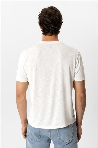 Beyaz Regular Fit Bisiklet Yaka Baskılı Tişört