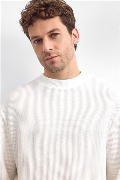 Ekru Oversize Bisiklet Yaka Sweatshirt