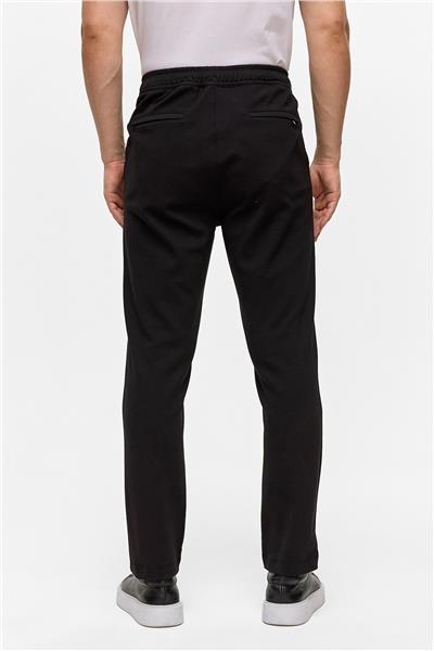 Siyah Regular Fit Jogger Pantolon