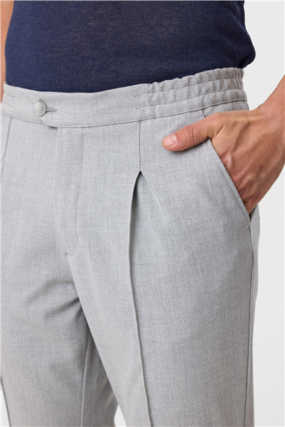 Pileli Nervürlü Gri Jogger Pantolon