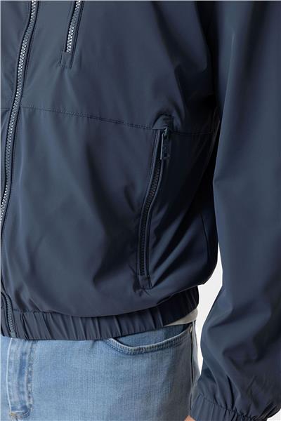 İndigo Regular Fit Kapüşonlu Rüzgar Geçirmez Yağmurluk