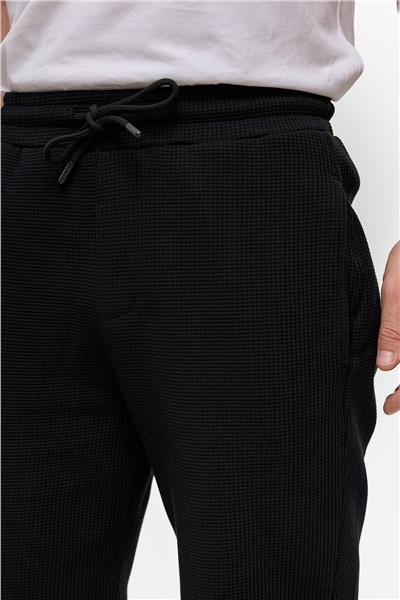 Siyah Regular Fit Şort