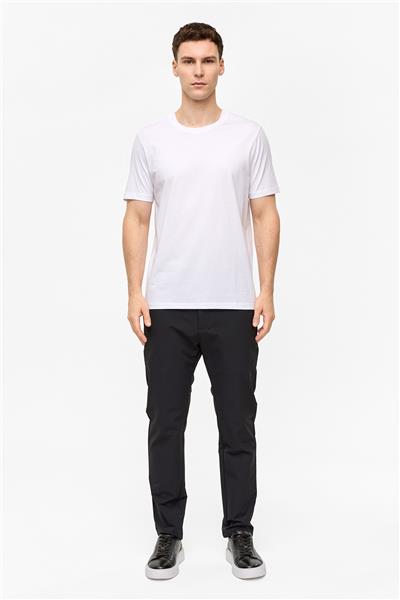 Beyaz Regular Fit Bisiklet Yaka Basic Tişört 