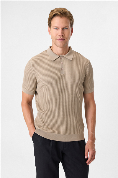 Regular Fit Bej Düğmesiz Polo Yaka Triko Tişört