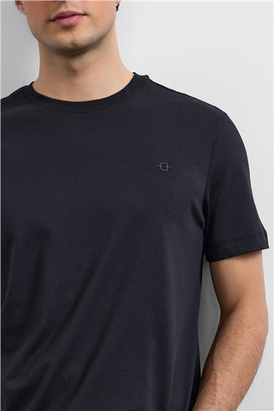 Siyah Regular Fit Bisiklet Yaka Basic Tişört