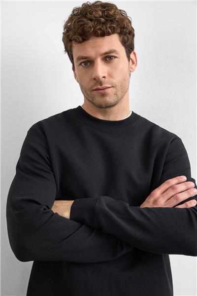 Siyah Regular Fit Bisiklet Yaka Sweatshirt