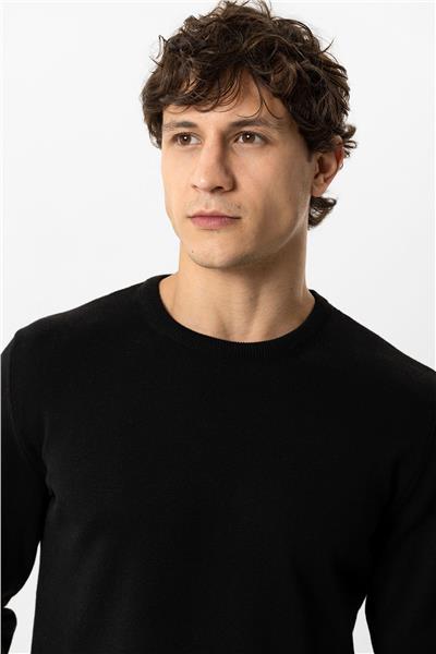 Siyah Regular Fit Bisiklet Yaka Pamuklu Triko Kazak