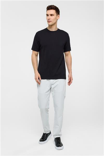 Siyah Regular Fit Bisiklet Yaka Tişört