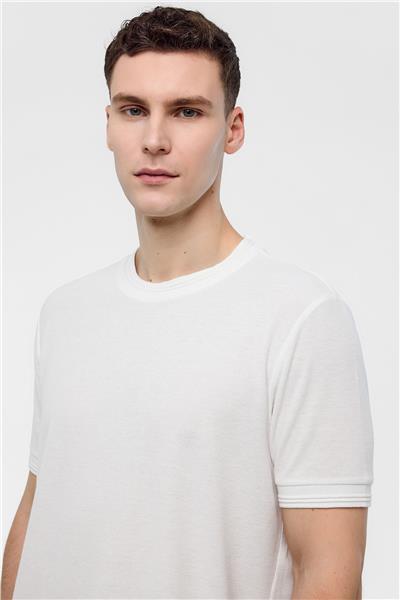 Beyaz Regular Fit Bisiklet Yaka Tişört