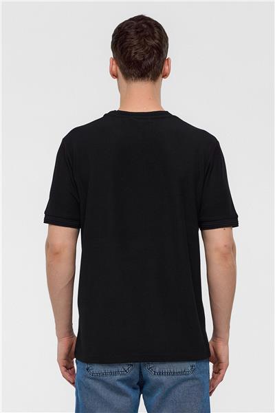 Siyah Regular Fit Bisiklet Yaka Tişört