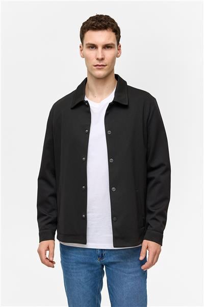 Siyah Regular Fit Jakarlı Gömlek Yaka Mont