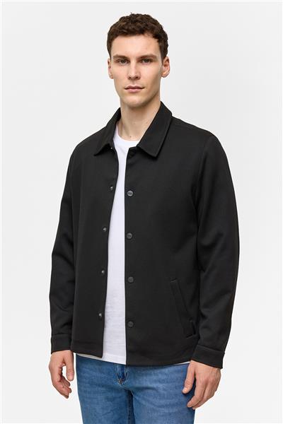 Siyah Regular Fit Jakarlı Gömlek Yaka Mont