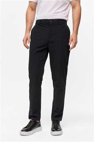 Siyah Regular Fit Dokuma Pantolon