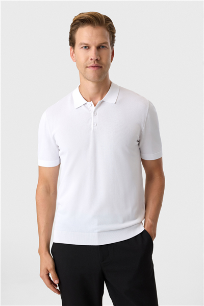 Regular Fit Düğmeli Beyaz Polo Yaka Tişört