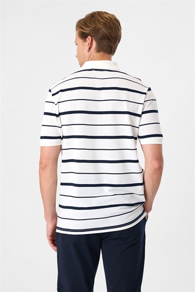 REGULAR FIT DÜĞMELİ POLO YAKA TSHIRT
