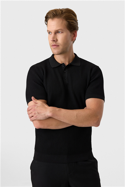 Regular Fit Düğmeli Siyah Triko Tişört