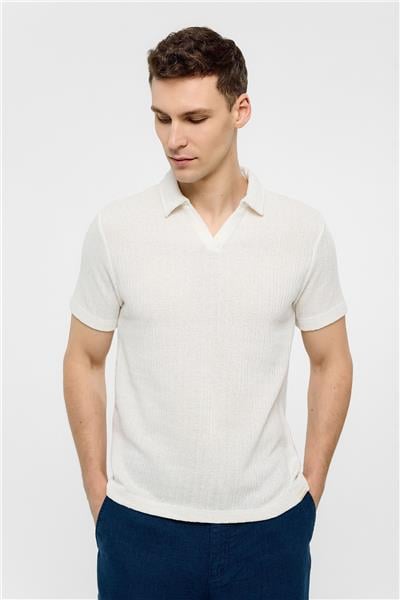 Beyaz Regular Fit Düğmesiz Polo Yaka Tişört