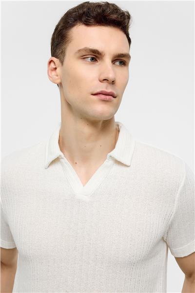 Beyaz Regular Fit Düğmesiz Polo Yaka Tişört
