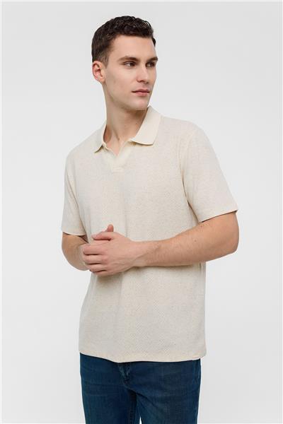 Ekru Regular Fit Düğmesiz Polo Yaka Tişört
