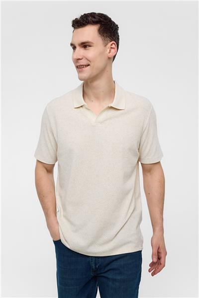 Ekru Regular Fit Düğmesiz Polo Yaka Tişört